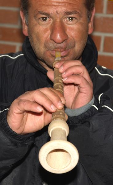 strumento a fiato in legno.jpg